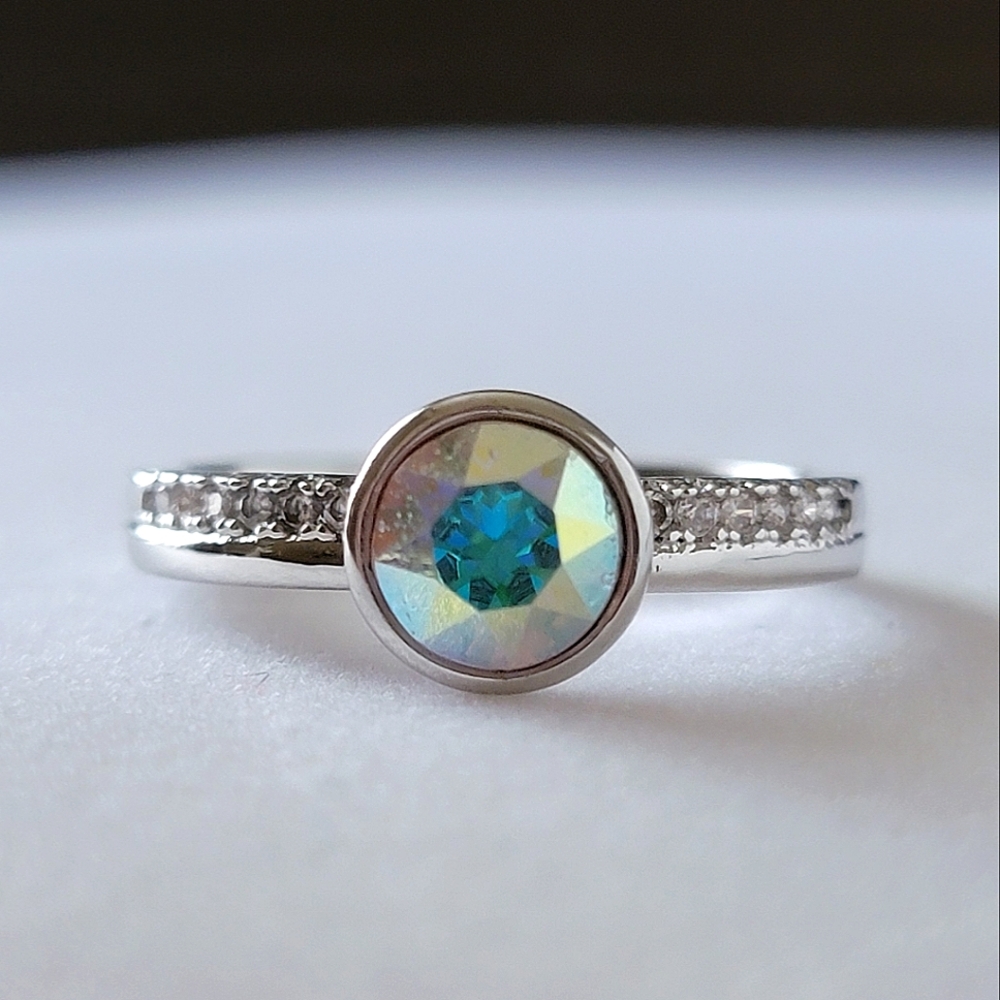 Fragrant Jewels Iridescent Crystal Ring